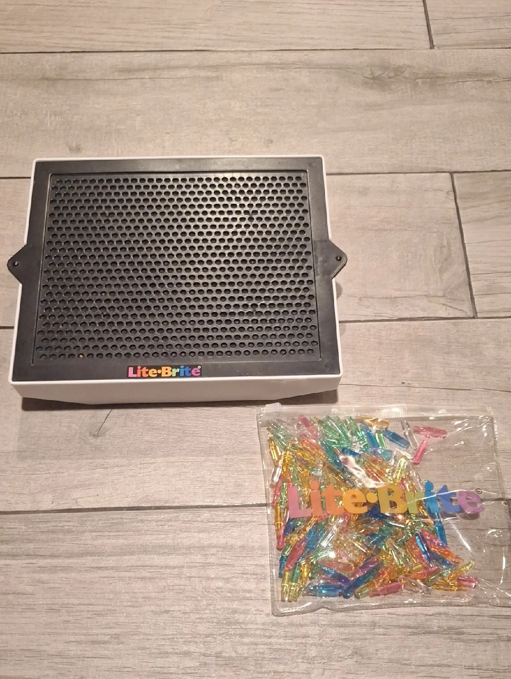 🍁Lite-Brite Classic Pegboard Set with Multicolor Pegs🍦